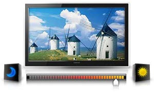 Eco Sensor measures the intensity of the room’s light and automatically calibrates the brightness of the image on the screen