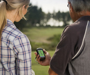 Touch any point on the display and Approach G5 will show the precise distance to that exact spot and the subsequent distance to the pin.