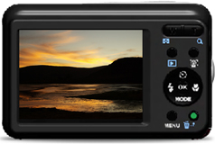 Optio E90 has a 2.7 inch LCD screen