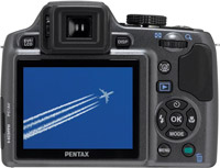 2.7-inch LCD Screen