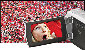 Use the (60x) optical zoom to fill the frame with distant scenes
