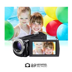 TCapture high quality 8.9 megapixel photos.
