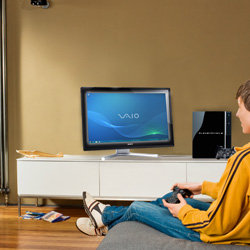 For great family gaming, you can attach a PlayStation 3 or Xbox console via HDMI-in.     