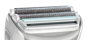The WDF4830 has a moisturising massage strip