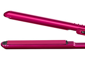 Curved design with 25% longer plates for straightening and styling