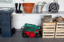 The ALR 900 can be compactly stored thanks to its double folding handles
