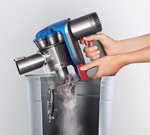 Hygienic bin emptying