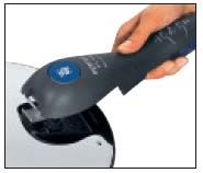 Steam will only flow between lid and handle, but not through the valve or the cooking indicator