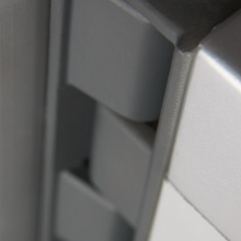 Numi Hinge