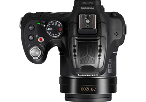 The top mode dial offers manual options for still picture or video use