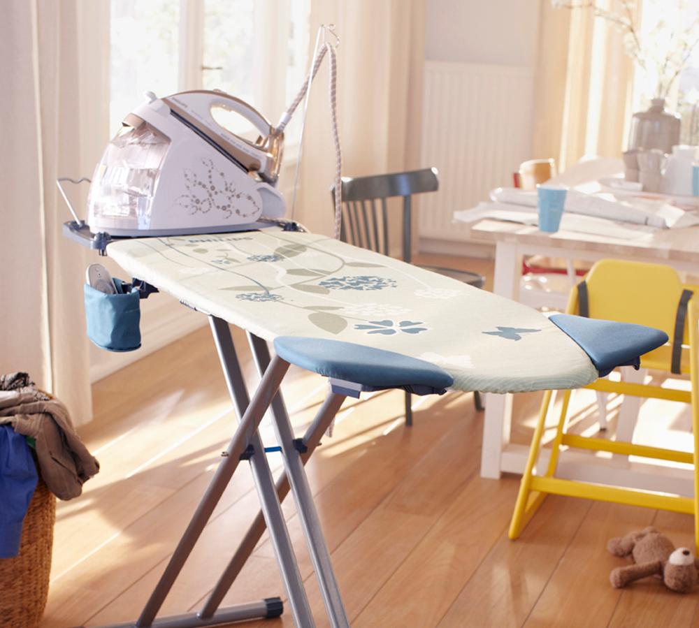 Philips GC240/05 Bügelbrett Easy 8 (Bügeltisch XXL, Mehrschichtiger