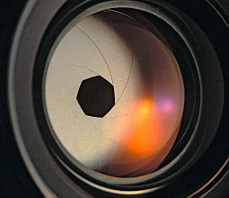 Lichtst&auml;rke von F/2,0