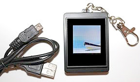 Vorderseite mit USB Kabel