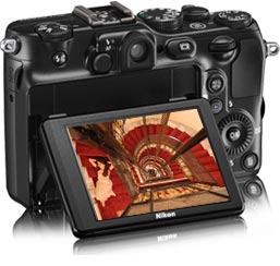 Nikon P7100