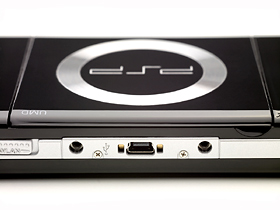 PSP Slim&Lite Piano Black