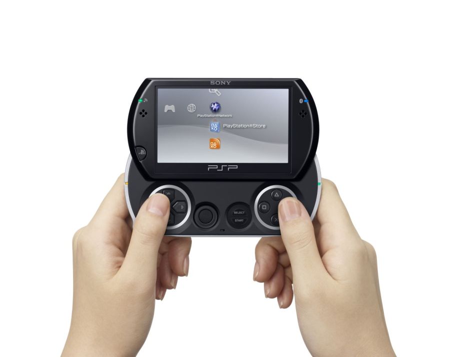 PSP Go (www.playstation.com)
