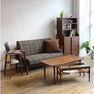 �s�� emo.Chair EMC-2270 �`�F�A�[ (2�r�Z�b�g)