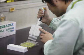 医薬品の視点を入れ、徹底した品質管理