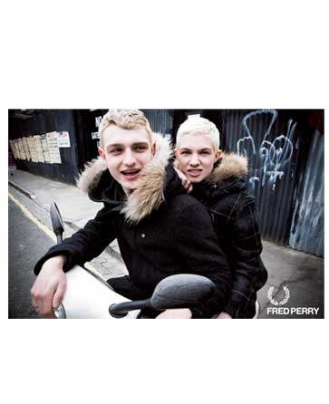 Amazon �� Fred Perry(�t���b�h�y���[) ����̃X�g�A