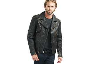 Ideal Paar: Jeans & Leder-Jacken!