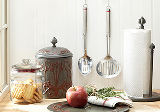 In der Küche: Geschirr & Tools!