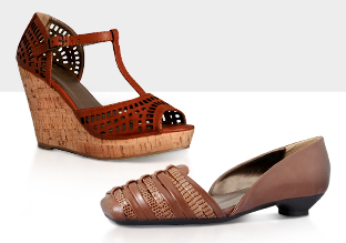 Anspruchsvolle Schritte : Pumpen, Wohnungen & Sandalen!