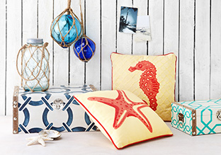 Coastal Living: Nautical-Inspired Décor!
